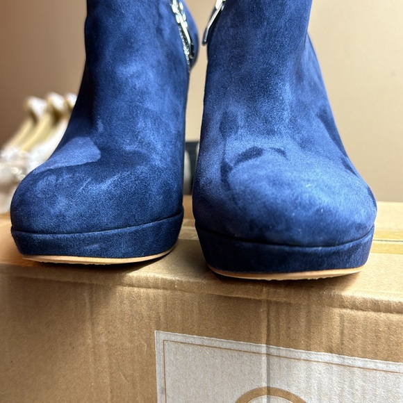 • Vince Camuto • Elvin Platform Bootie Ankle Boot • Inkwell • Size 9 • 😍 - Picture 8 of 17